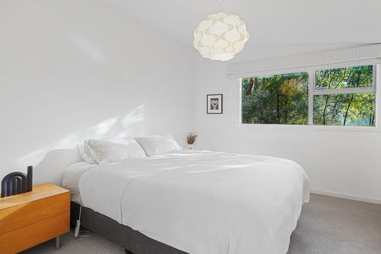 Photo of property in 104 Panorama Road, Clifton, Christchurch, 8081