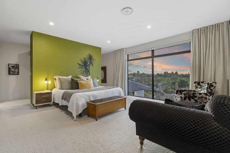 Photo of property in 101 Oteki Park Drive, Welcome Bay, Tauranga, 3112