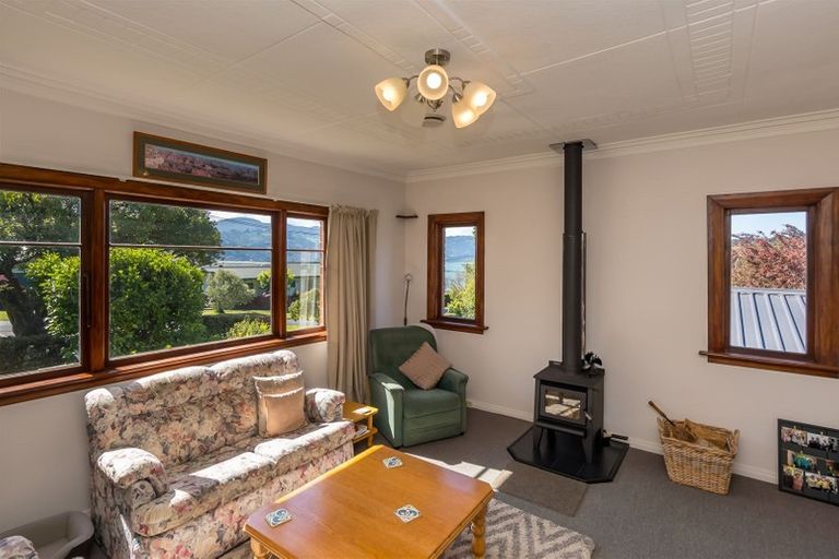 Photo of property in 1 Jane Street, Macandrew Bay, Dunedin, 9014