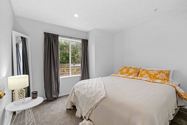 Photo of property in 76 Cedar Drive, Paraparaumu Beach, Paraparaumu, 5032