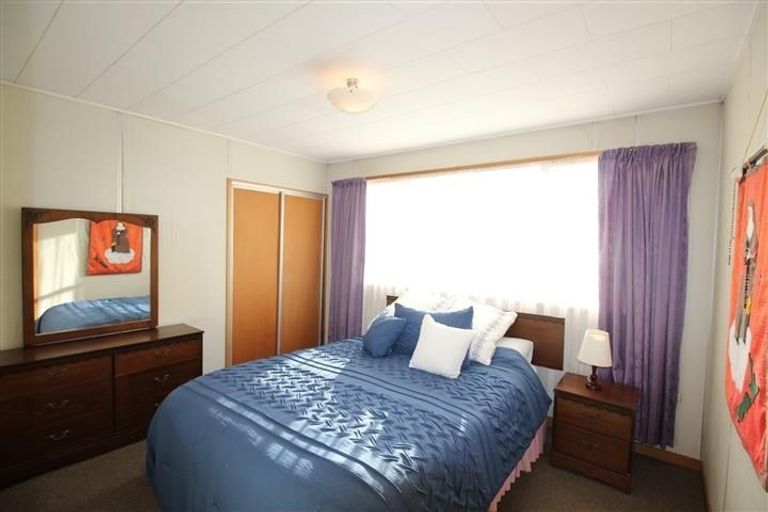 Photo of property in 4 Elwyn Crescent, Green Island, Dunedin, 9018