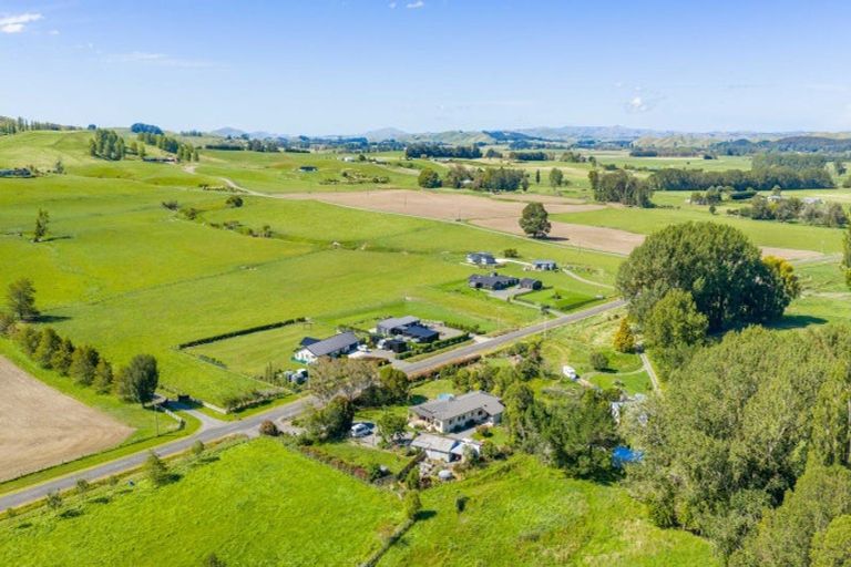 Photo of property in 105 Lindsay Road, Waipukurau, 4283