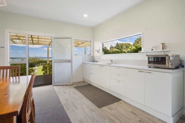 Photo of property in 139 Athenree Road, Athenree, Katikati, 3177