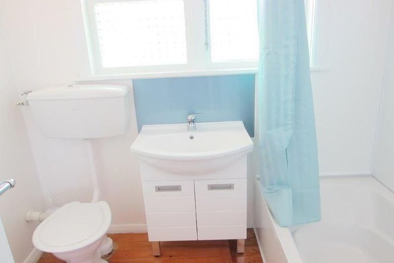 Photo of property in 11 Stephen Street, Trentham, Upper Hutt, 5018