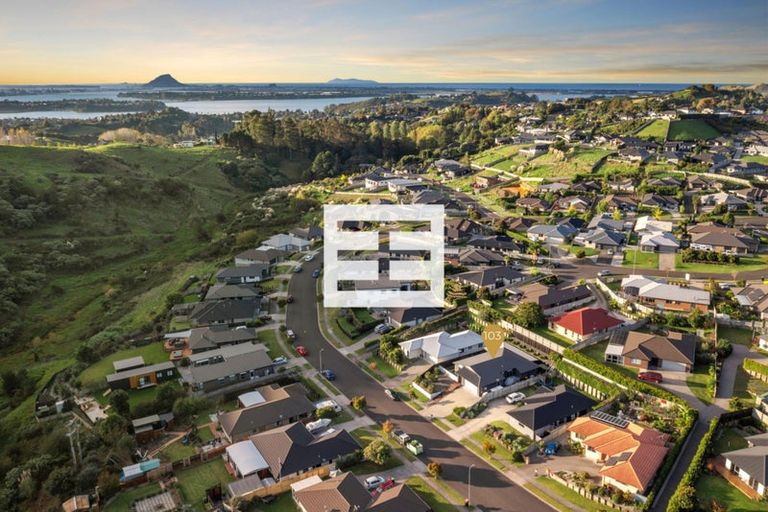 Photo of property in 103 Ballintoy Park Drive, Welcome Bay, Tauranga, 3175