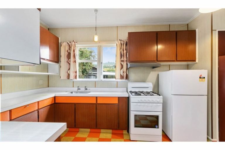 Photo of property in 11 Connolly Street, Boulcott, Lower Hutt, 5010