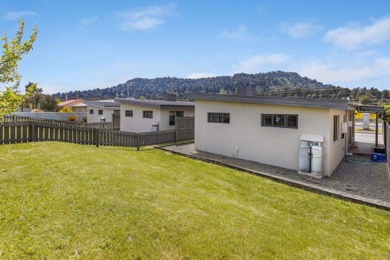 Photo of property in 68 Thames Street, Ohakune, 4625