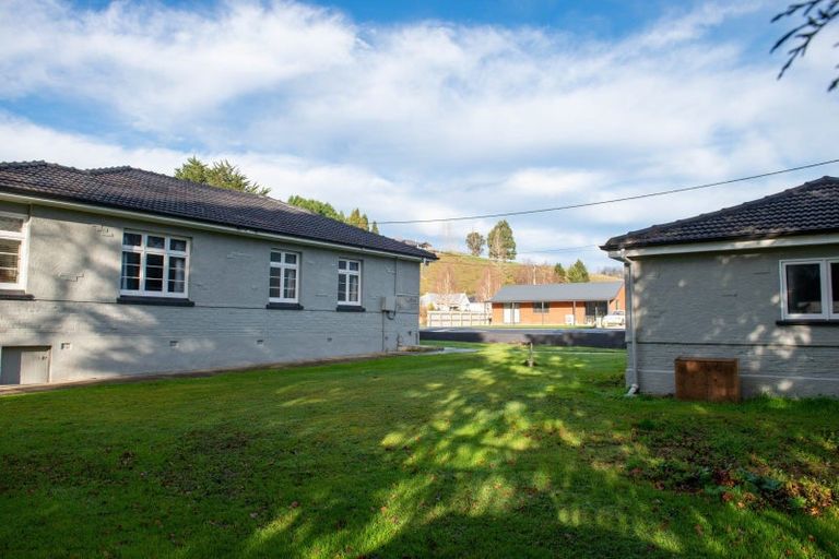 Photo of property in 12 Whitehaven Street, Lawrence, 9532