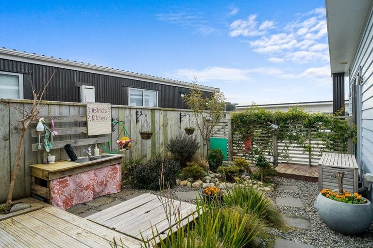 Photo of property in 17b Tuki Street, Titahi Bay, Porirua, 5022