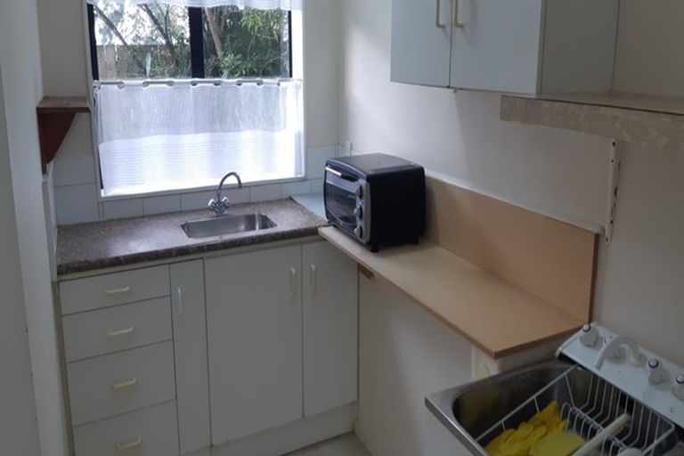 Photo of property in 4229 Great North Road, Glendene, Auckland, 0602