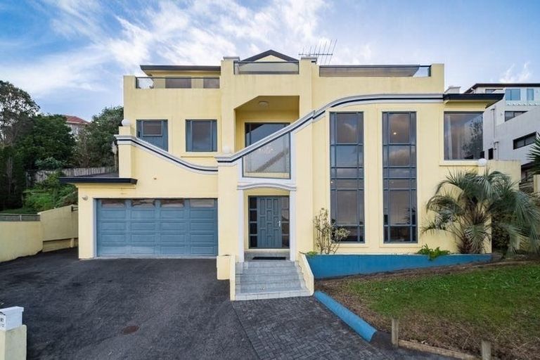 Photo of property in 97 Penguin Drive, Murrays Bay, Auckland, 0630