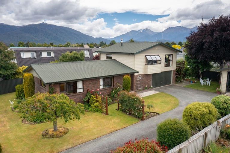 Photo of property in 13 Bowen Street, Te Anau, 9600