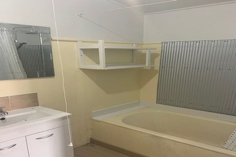 Photo of property in 36 King Street, Marton, 4710