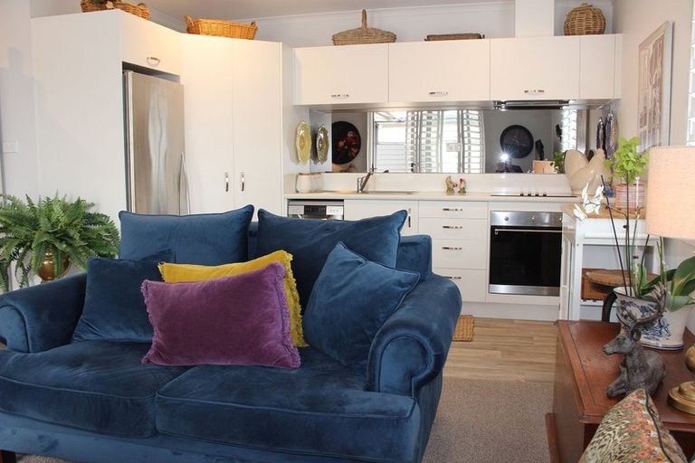 Photo of property in 12 Lance Way, Papamoa, 3118