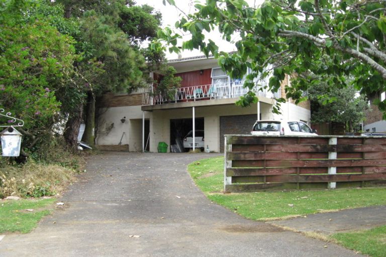 Photo of property in 6 Anarahi Place, Mangere Bridge, Auckland, 2022