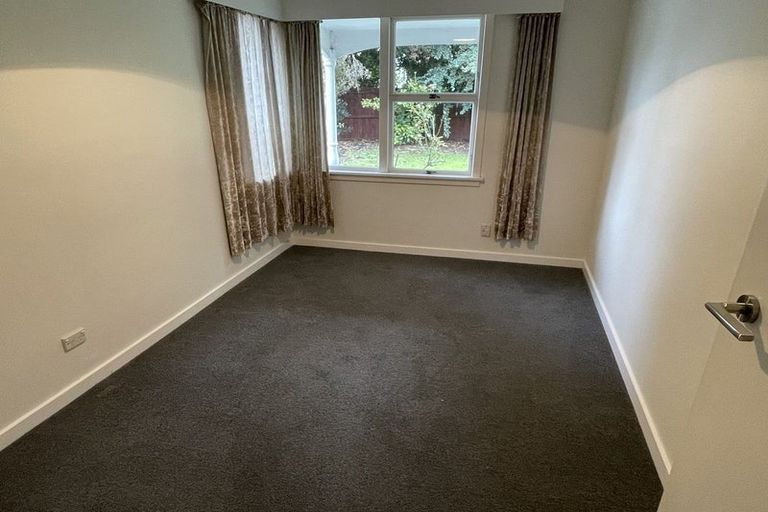 Photo of property in 7 Quinton Place, Bishopdale, Christchurch, 8053