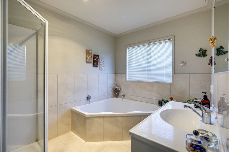 Photo of property in 23 White Street, Taradale, Napier, 4112