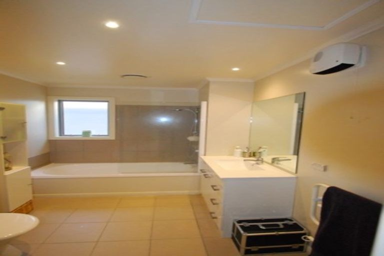 Photo of property in 12/36 Dee Street, Island Bay, Wellington, 6023