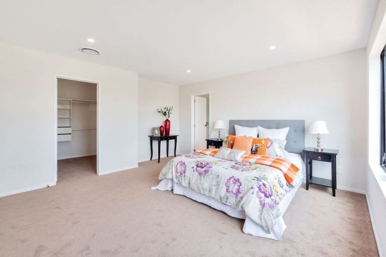 Photo of property in 14 Papareia Road, Karaka, Papakura, 2113