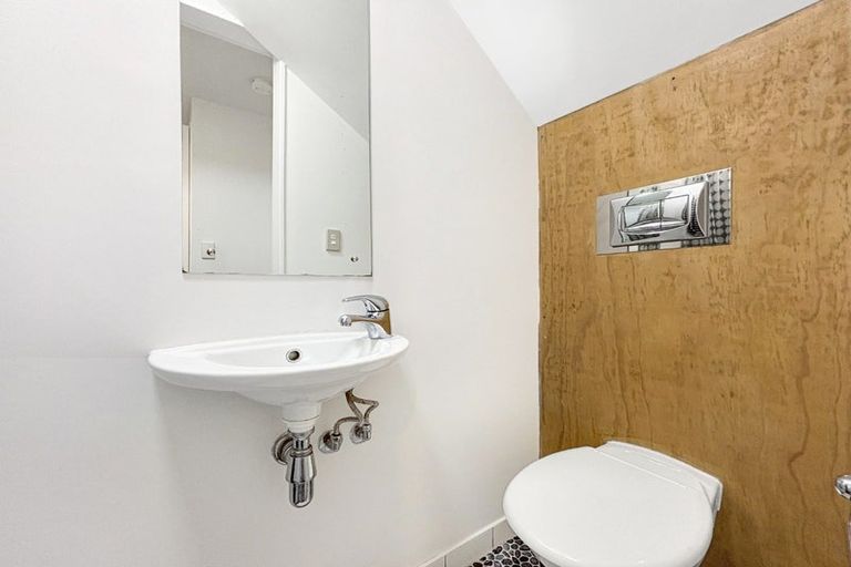 Photo of property in 11/185 Tasman Street, Mount Cook, Wellington, 6021