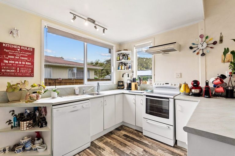 Photo of property in 1 Banff Street, Regent, Whangarei, 0112