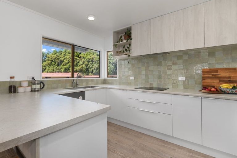 Photo of property in 115 Hinewa Road, Otumoetai, Tauranga, 3110