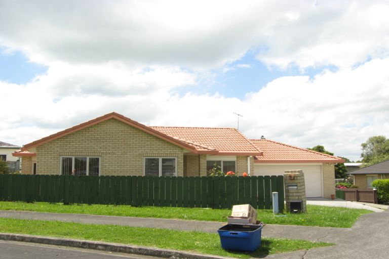 Photo of property in 8b Oakwood Place, Pukekohe, 2120