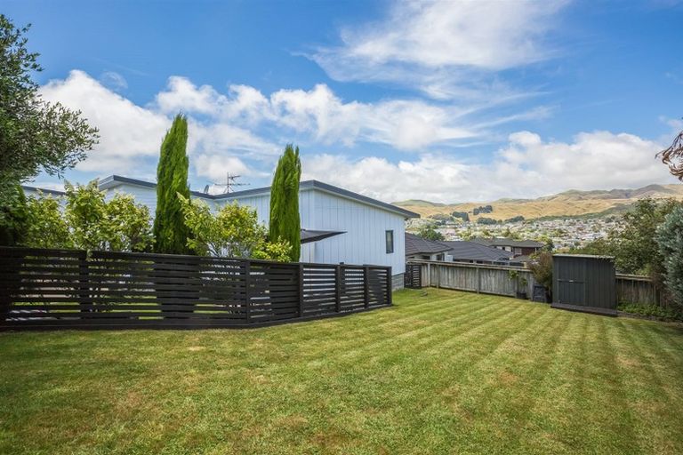 Photo of property in 119 Te Puia Drive, Aotea, Porirua, 5024