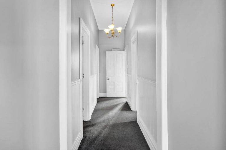 Photo of property in 9 Carrington Street, Inglewood, 4330