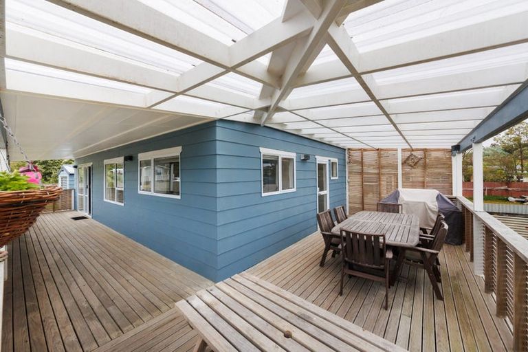 Photo of property in 173 Kahukura Avenue, Waitarere Beach, Levin, 5510