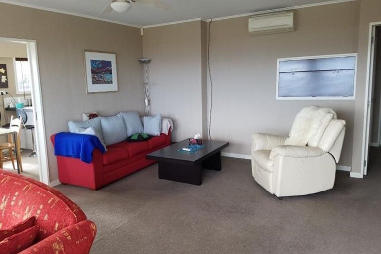 Photo of property in 105 Riwai Street, Paraparaumu, 5032
