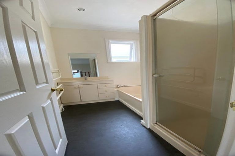 Photo of property in 180 Sydney Street West, Thorndon, Wellington, 6011