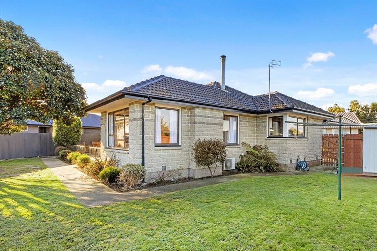 Photo of property in 28 Moore Street, Rolleston, 7614
