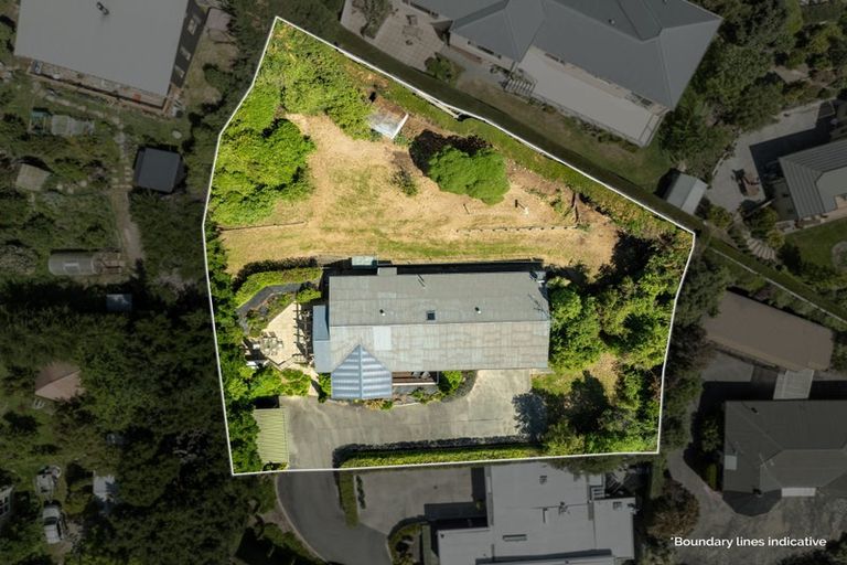 Photo of property in 425a Cashmere Road, Westmorland, Christchurch, 8025