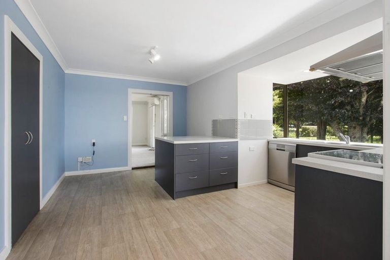 Photo of property in 15 Crossley Street, Katikati, 3129
