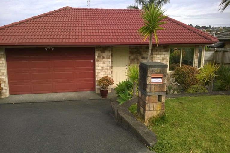 Photo of property in 26 Nimstedt Avenue, Oteha, Auckland, 0632