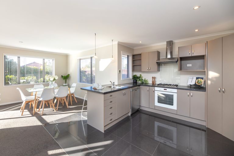 Photo of property in 106 Bassett Street, Burwood, Christchurch, 8083