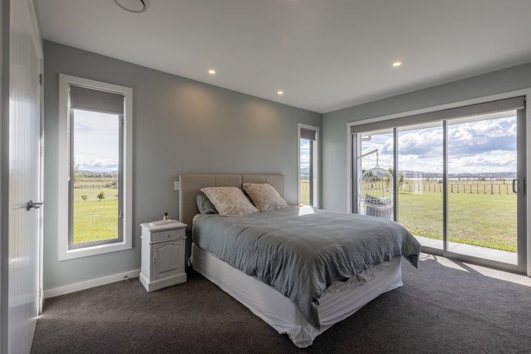 Photo of property in 470 Porangahau Road, Waipukurau, 4282