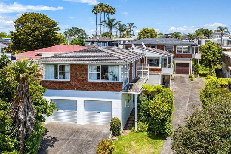 Photo of property in 2/4 Beacholm Road, Takapuna, Auckland, 0622