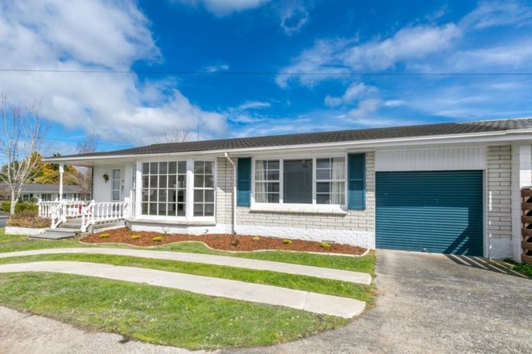 Photo of property in 24 Howell Avenue, Riverlea, Hamilton, 3216