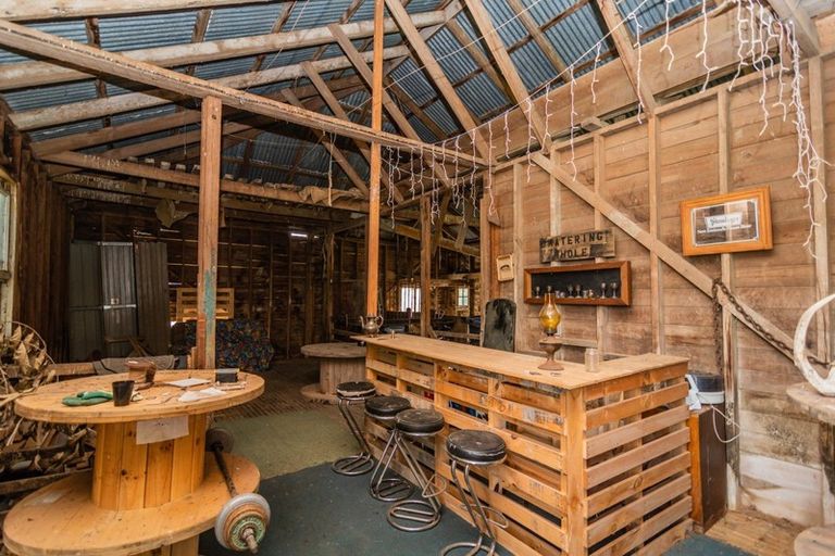 Photo of property in 381 Pareora River Road, Saint Andrews, Timaru, 7972