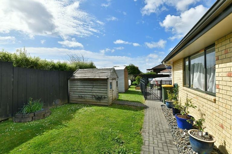 Photo of property in 6 Coral Court, Gulf Harbour, Whangaparaoa, 0930