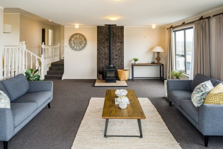 Photo of property in 10 Tremaine Place, Camborne, Porirua, 5026