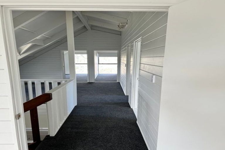 Photo of property in 15 Oreil Avenue, West Harbour, Auckland, 0618