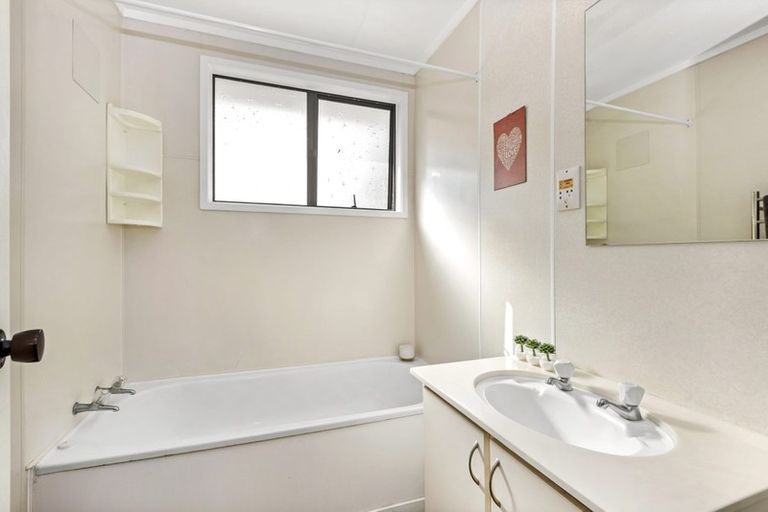 Photo of property in 41 Hibiscus Avenue, Hamilton Lake, Hamilton, 3204