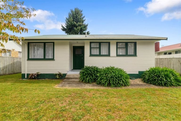 Photo of property in 20 Harold Crescent, Fordlands, Rotorua, 3015