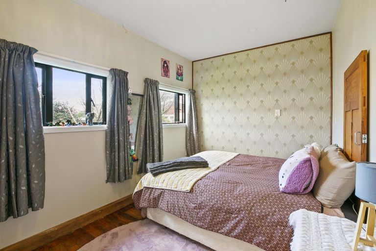 Photo of property in 58 Record Street, Fitzroy, New Plymouth, 4312