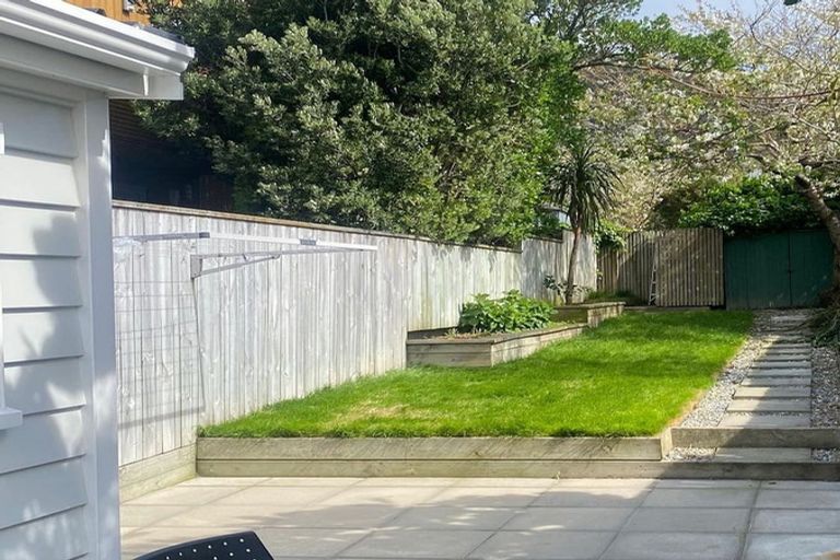 Photo of property in 246 Adelaide Road, Newtown, Wellington, 6021