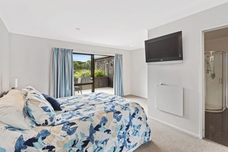 Photo of property in 42 Whareora Terrace, Cashmere, Christchurch, 8022