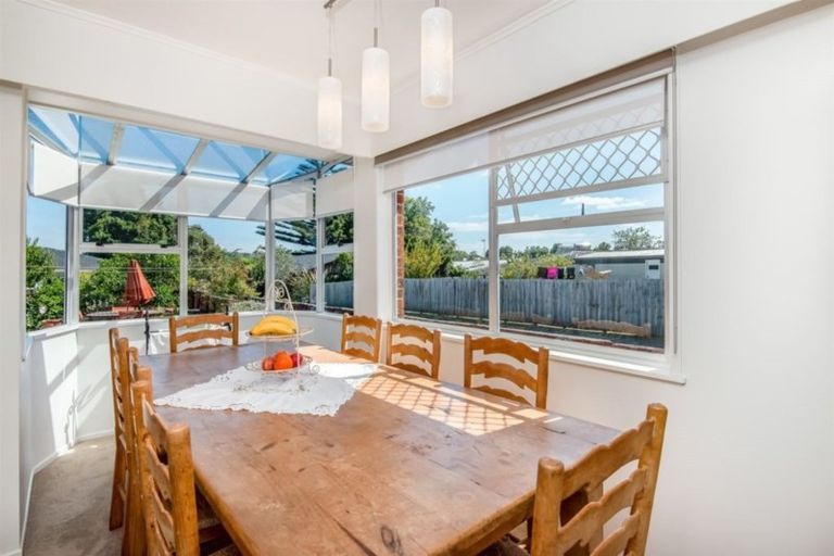 Photo of property in 35 Powrie Street, Glenfield, Auckland, 0629